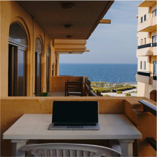 Als dertiger of veertiger emigreren wil vaak zeggen dat je een oplossing moet vinden voor je werk