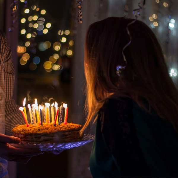 Heimwee duikt graag op bij feestdagen, zoals verjaardagen