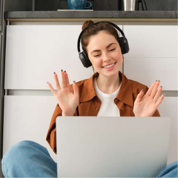 Deelnemen aan een leuk online event verjaagt de eenzaamheid tijdens remote werken.