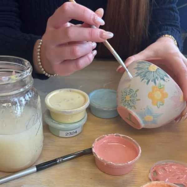 Een nieuwe hobby oppikken is vaak een leuke manier om andere mensen te leren kennen in het buitenland